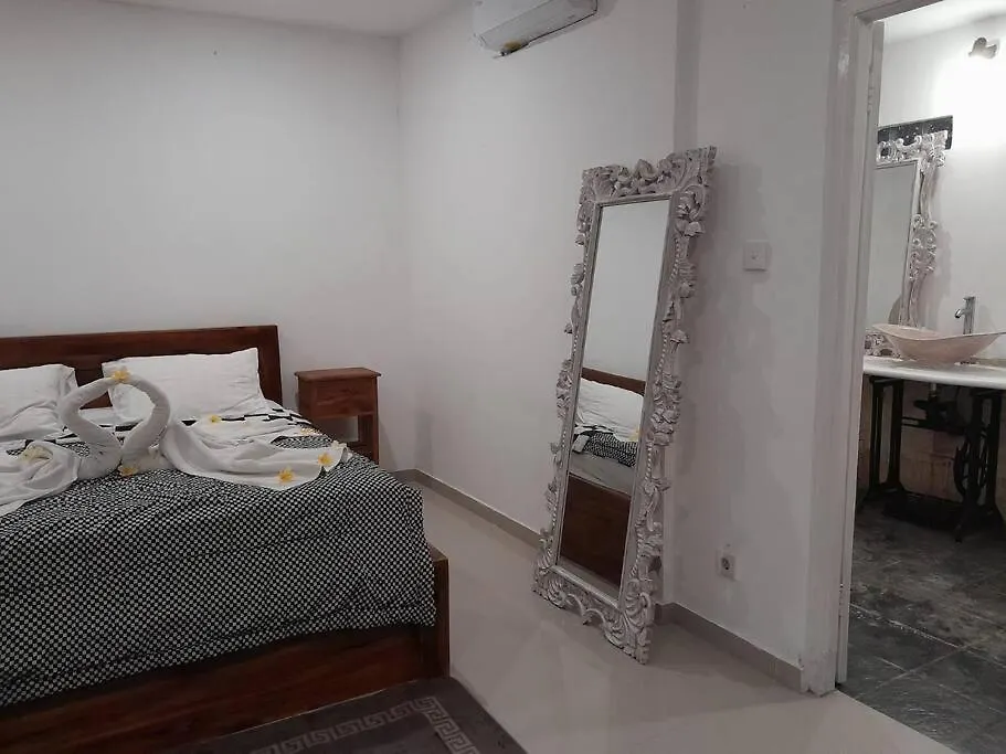 2Br Private Villa In Seminyak Armando Villa 塞米亚克